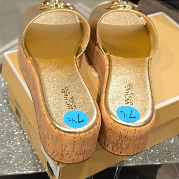 Michael Kors Sadler Wedge- Pale Gold - Picture 6 of 8